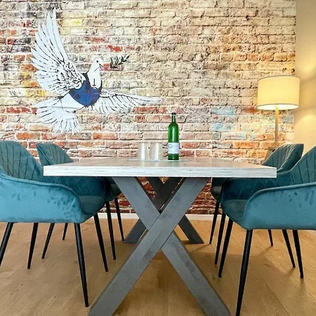 아파트 Apartment-uptown-im-szeneviertel-der-dresdner-neustadt 드레스덴