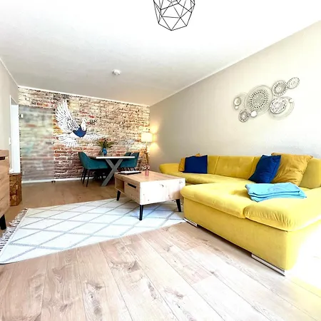 Apartment-uptown-im-szeneviertel-der-dresdner-neustadt *